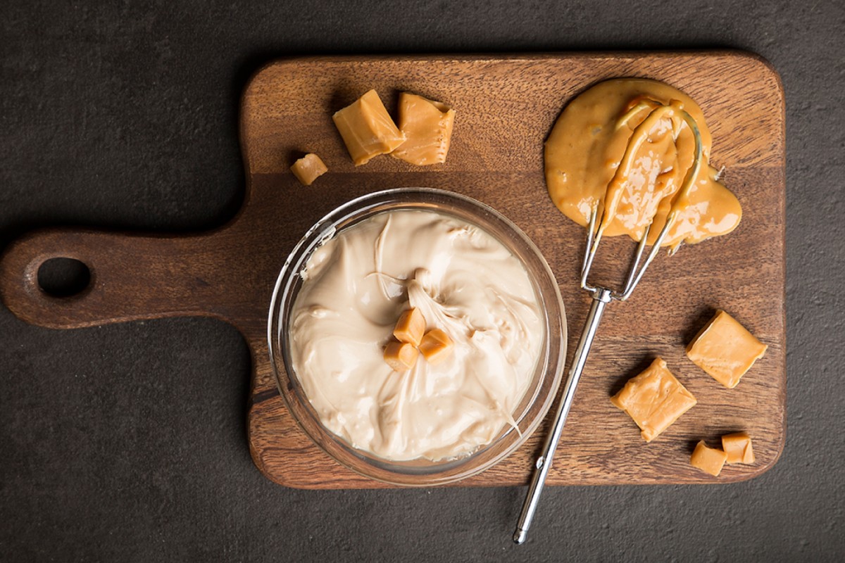 PRALINE CRÈME ΚΑΡΑΜΕΛΑ PRALINE CRÈME ΚΑΡΑΜΕΛΑ